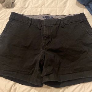 Size 4 Black Tommy Hilfiger shorts